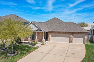 223 Harbor Bend Lane, Dickinson, TX 77539