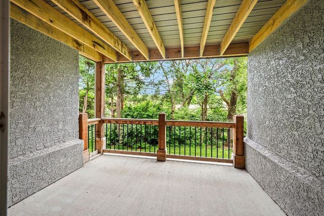716 E 110th Terrace, Kansas City, MO 64131