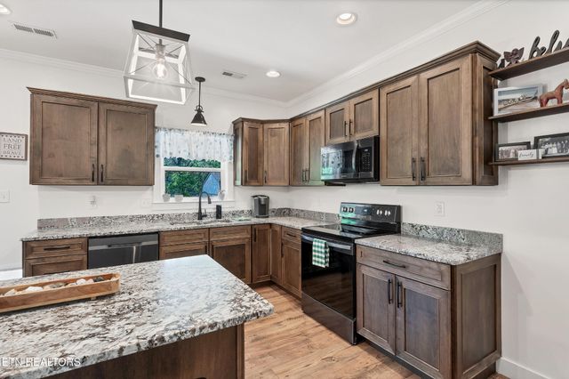 1508 Roxy Lane, Maryville, TN 37803