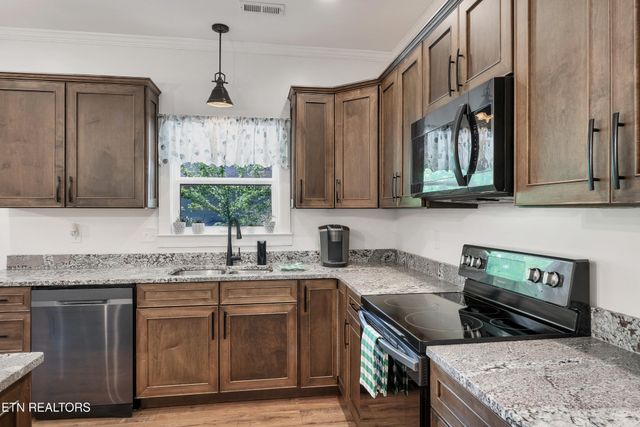 1508 Roxy Lane, Maryville, TN 37803