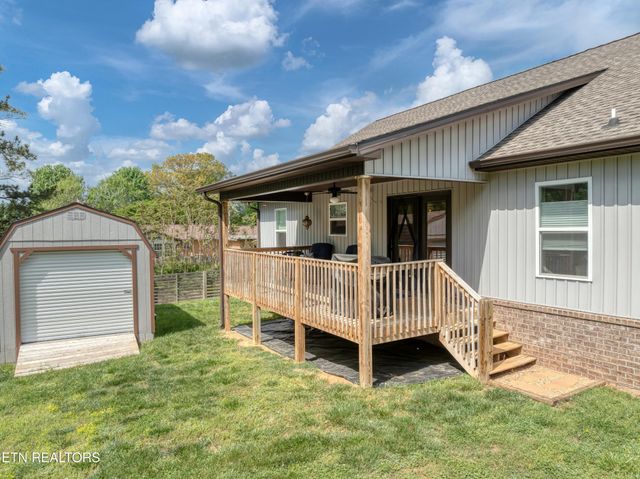 1508 Roxy Lane, Maryville, TN 37803