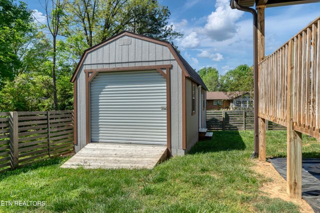 1508 Roxy Lane, Maryville, TN 37803