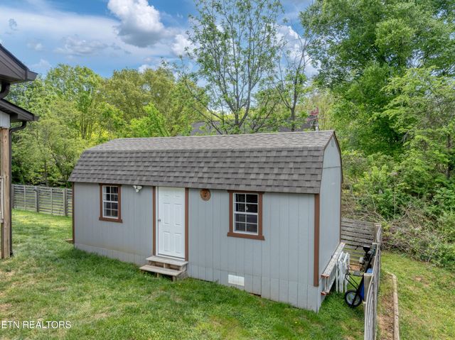 1508 Roxy Lane, Maryville, TN 37803