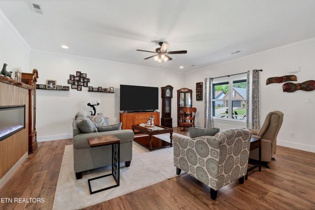 1508 Roxy Lane, Maryville, TN 37803