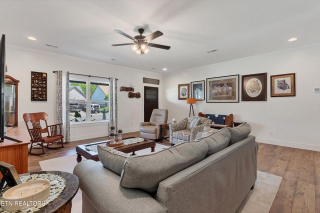 1508 Roxy Lane, Maryville, TN 37803