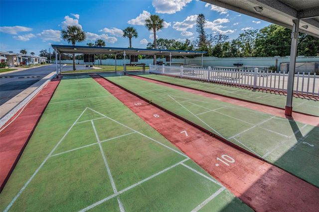 250 ROSERY ROAD NW 218, Largo, FL 33770