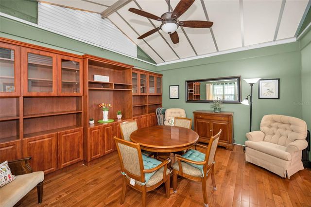 250 ROSERY ROAD NW 218, Largo, FL 33770