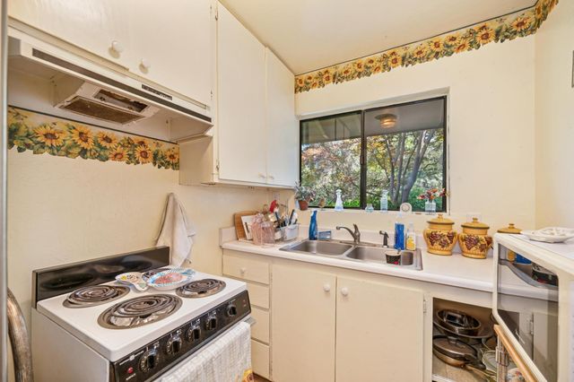 4840 Frog Pond Rd, Newcastle, CA 95658