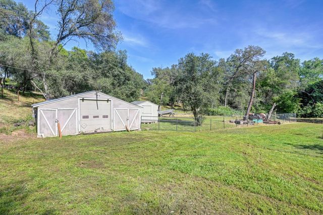 4840 Frog Pond Rd, Newcastle, CA 95658