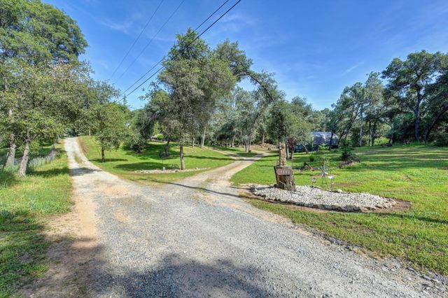 4840 Frog Pond Rd, Newcastle, CA 95658