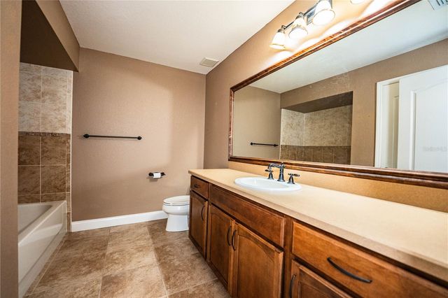 3284 HAWKS RIDGE DRIVE, Lakeland, FL 33810