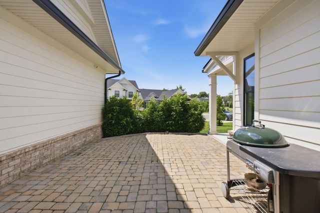 3548 Harper Woods Lane, Lexington, KY 40515