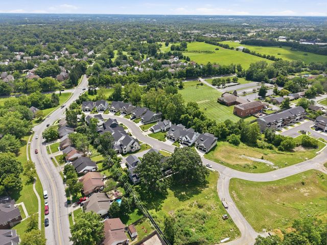 3548 Harper Woods Lane, Lexington, KY 40515
