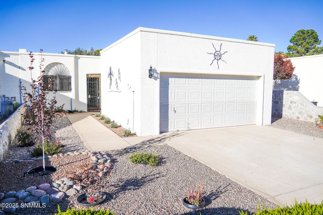 3107 Hillrise Drive, Las Cruces, NM 88011