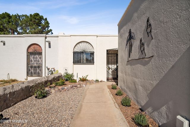 3107 Hillrise Drive, Las Cruces, NM 88011