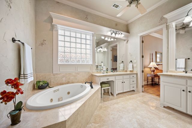 2308 Hawthorne Avenue, Colleyville, TX 76034