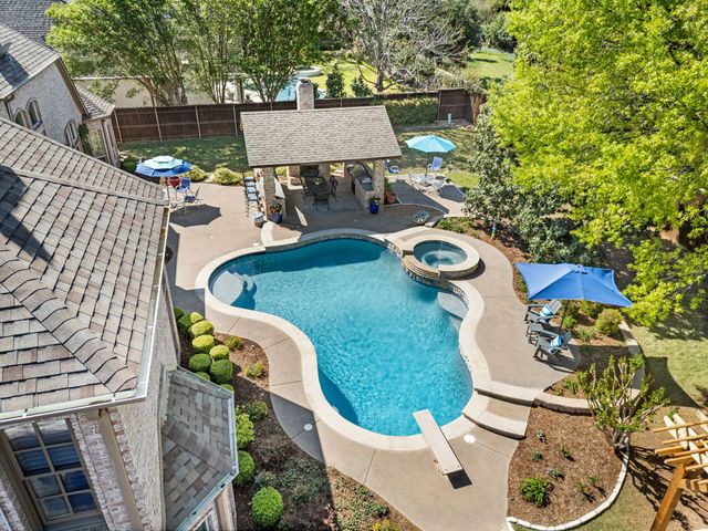 2308 Hawthorne Avenue, Colleyville, TX 76034