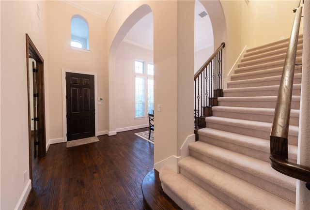 879 Grassy Shore Court, Allen, TX 75013