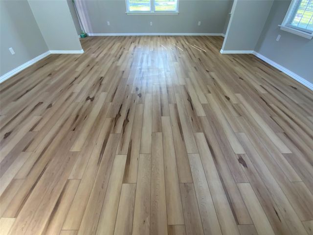 172 Pine Needle St, Onalaska, TX 77360