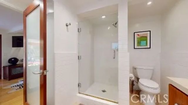 3205 Bayview Drive 4-3206, Manhattan Beach, CA 90266