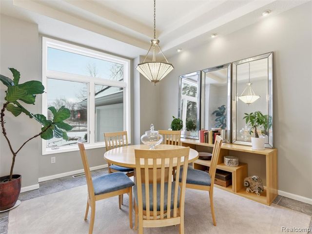 1393 Eden Gardens Drive, Fenton, MI 48430