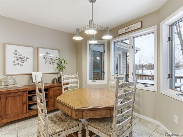 1393 Eden Gardens Drive, Fenton, MI 48430