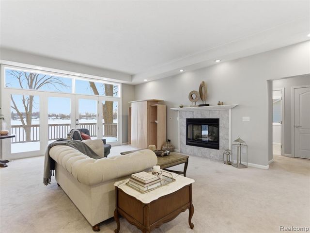 1393 Eden Gardens Drive, Fenton, MI 48430