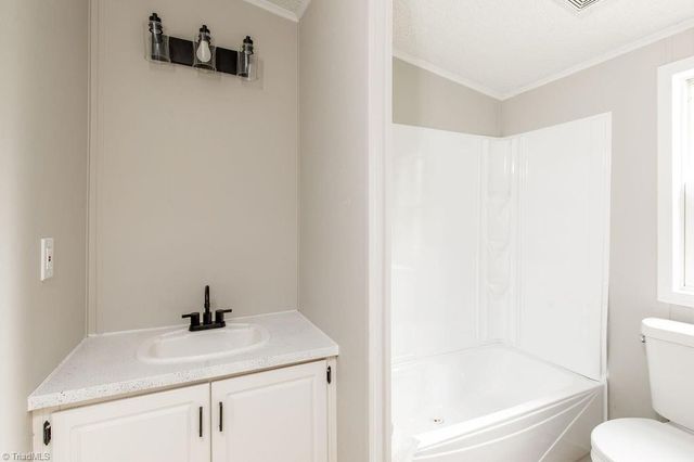 215 Fairfield Court, Thomasville, NC 27360