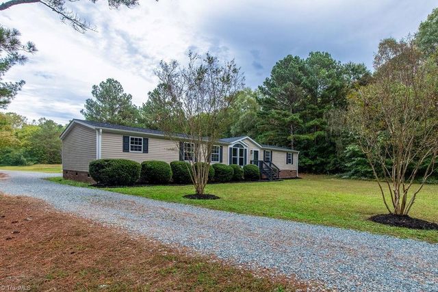 215 Fairfield Court, Thomasville, NC 27360