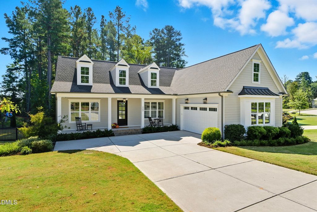 2207 Meadowcreek Drive, Durham, NC 27705
