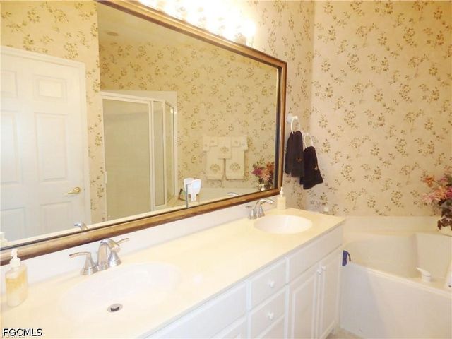 10018 Sky View WAY 804, Fort Myers, FL 33913