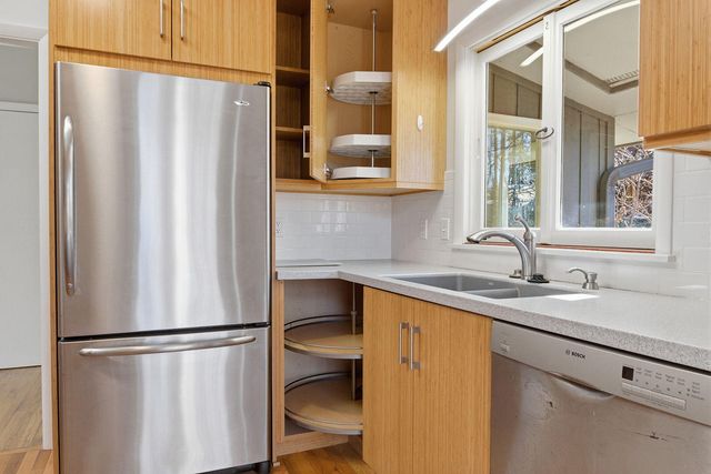 2213 HOMINY BRANCH CT, Columbia, MO 65201