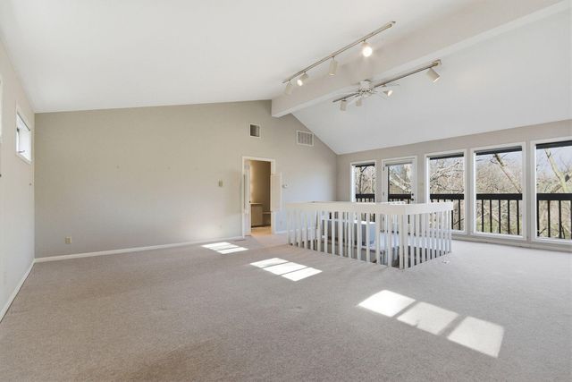 2213 HOMINY BRANCH CT, Columbia, MO 65201