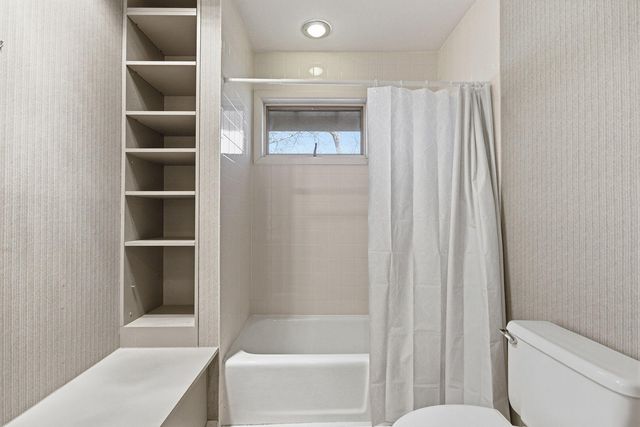 2213 HOMINY BRANCH CT, Columbia, MO 65201