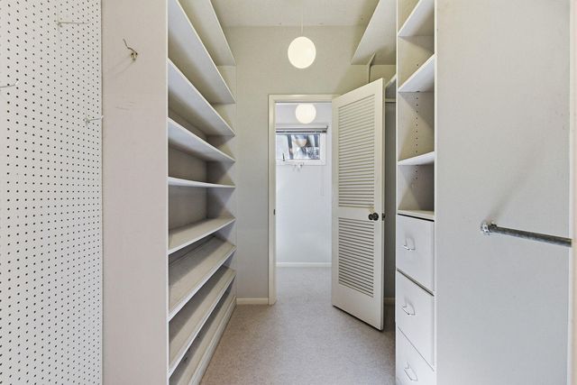 2213 HOMINY BRANCH CT, Columbia, MO 65201