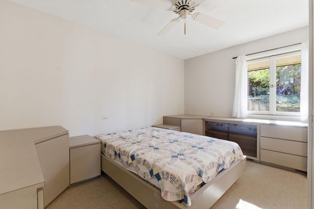 2213 HOMINY BRANCH CT, Columbia, MO 65201