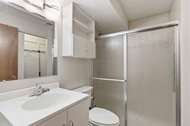 2213 HOMINY BRANCH CT, Columbia, MO 65201