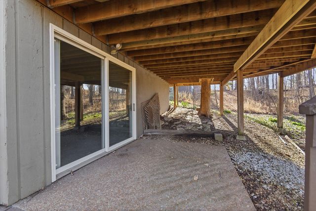 2213 HOMINY BRANCH CT, Columbia, MO 65201