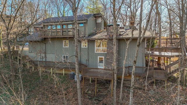 2213 HOMINY BRANCH CT, Columbia, MO 65201