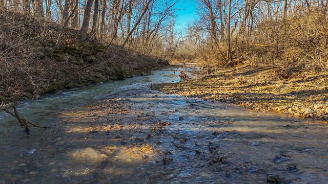 2213 HOMINY BRANCH CT, Columbia, MO 65201