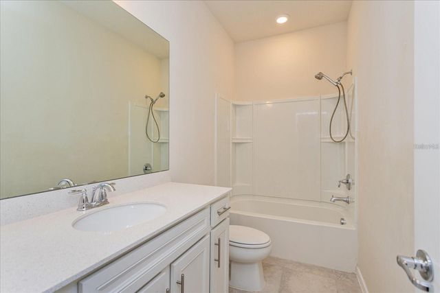 2501 SOUTHLAWN LANE, Clermont, FL 34714