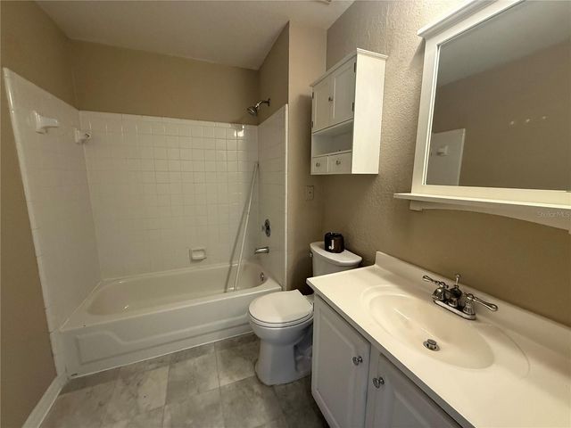 1055 NORMANDY TRACE ROAD, Tampa, FL 33602
