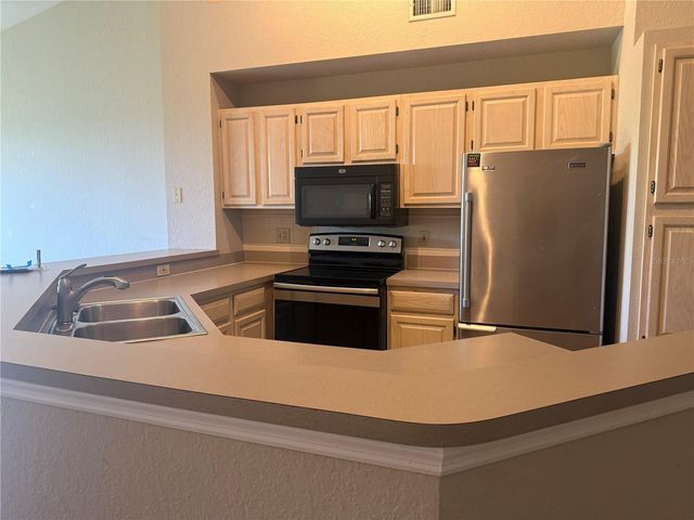 1055 NORMANDY TRACE ROAD, Tampa, FL 33602
