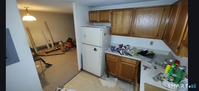 123 Blackstone Village 123, Meriden, CT 06450