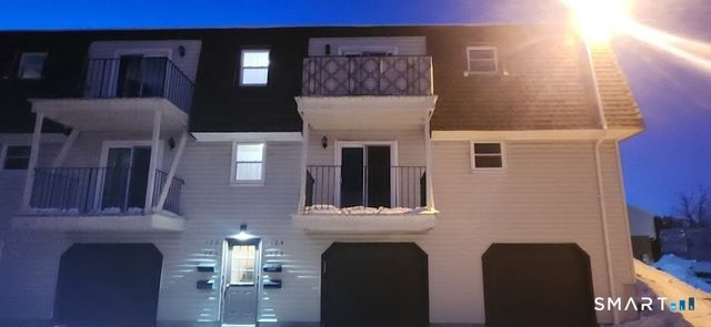 123 Blackstone Village 123, Meriden, CT 06450