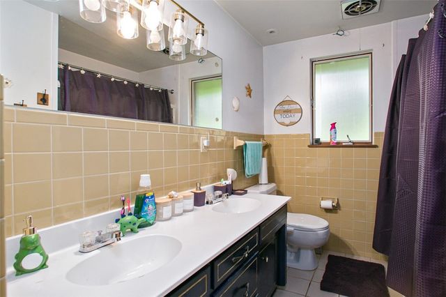 512 Leckrone Highhouse Rd, Mcclellandtown, PA 15458