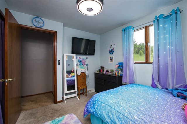 512 Leckrone Highhouse Rd, Mcclellandtown, PA 15458