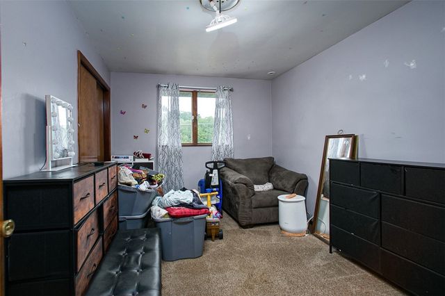 512 Leckrone Highhouse Rd, Mcclellandtown, PA 15458