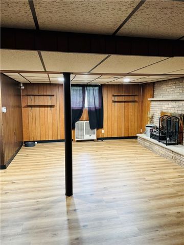 512 Leckrone Highhouse Rd, Mcclellandtown, PA 15458