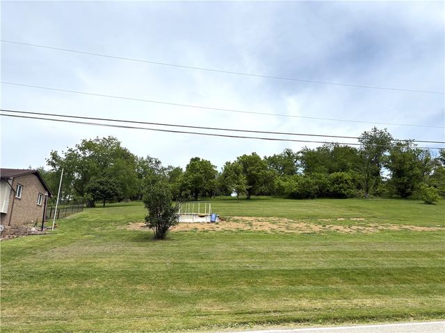 512 Leckrone Highhouse Rd, Mcclellandtown, PA 15458